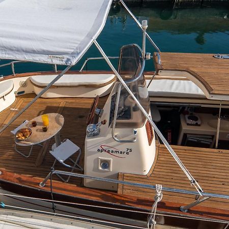 Hebergements Bateaux A Quai Porquerolles Pokoj fotografie