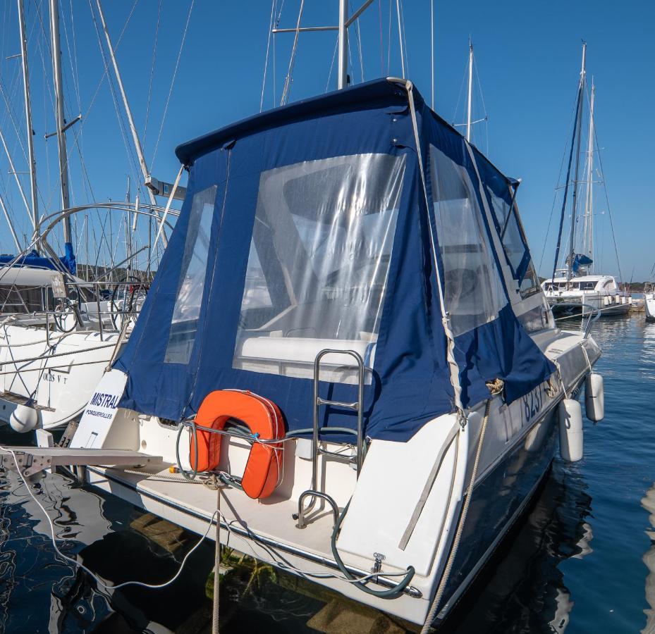 Hebergements Bateaux A Quai Porquerolles Exteriér fotografie