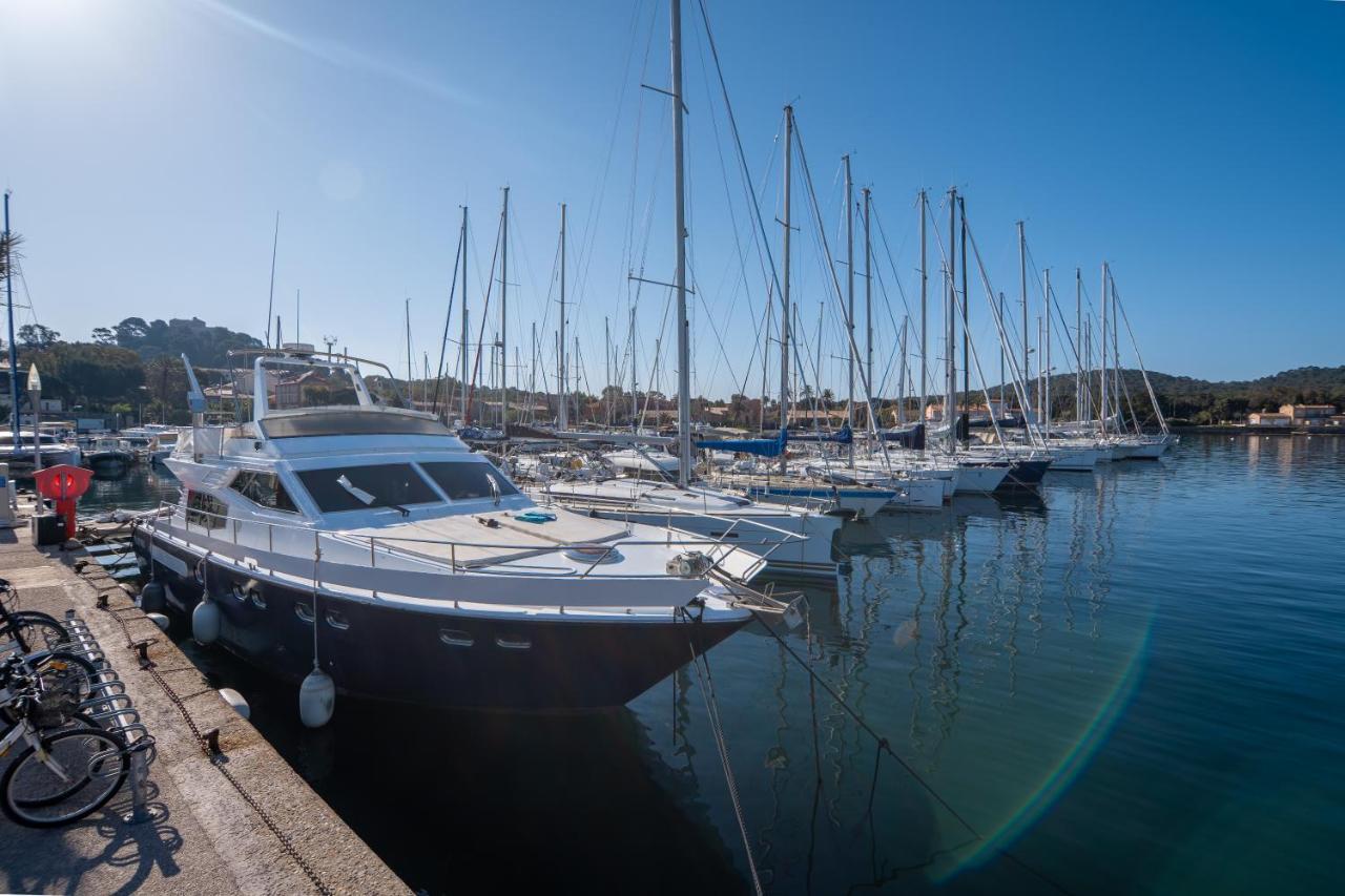 Hebergements Bateaux A Quai Porquerolles Exteriér fotografie