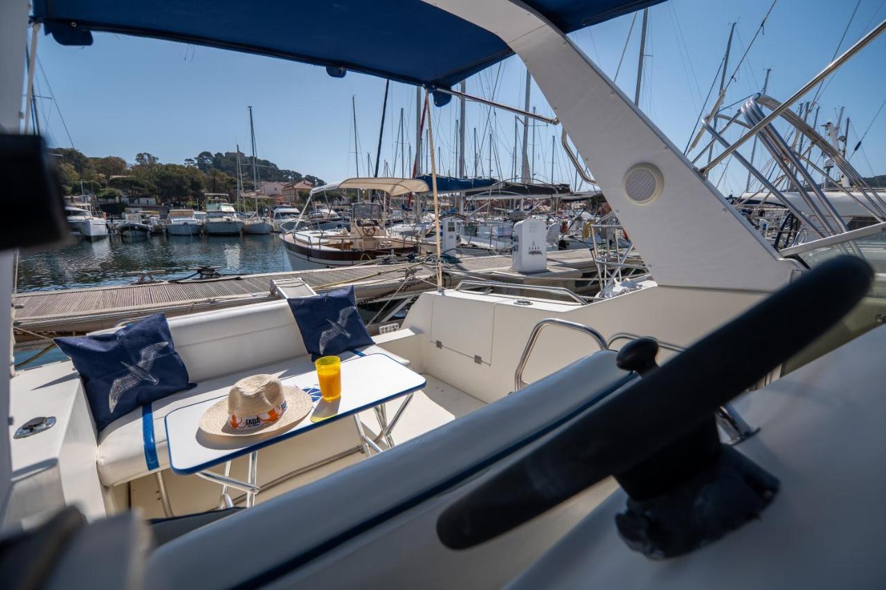 Hebergements Bateaux A Quai Porquerolles Exteriér fotografie