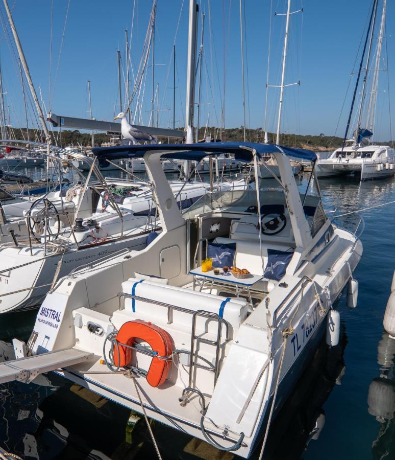 Hebergements Bateaux A Quai Porquerolles Exteriér fotografie
