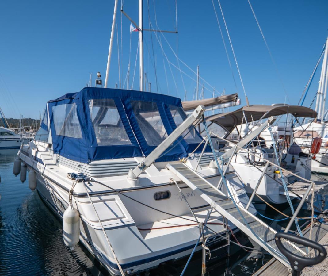 Hebergements Bateaux A Quai Porquerolles Exteriér fotografie
